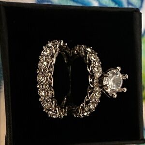 Elegant Silver and White Stone Ring